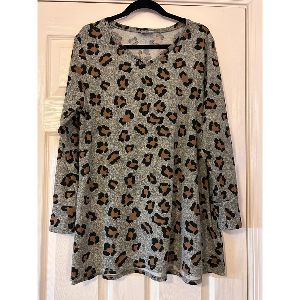 Lularoe Elizabeth Size Large Cheetah Print